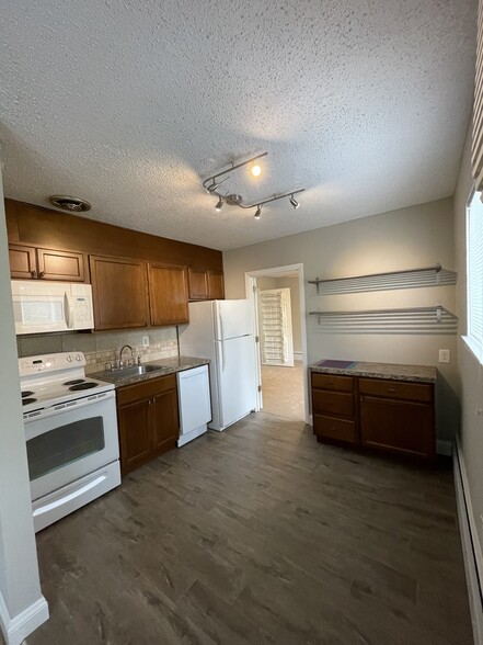 Kitchen [Actual unit may vary] - Marimont Apartments