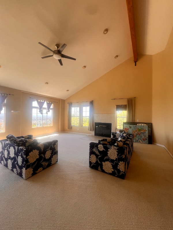 Building Photo - 10073 Roseview Dr