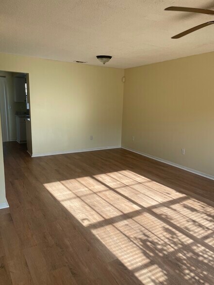 Building Photo - 3373 Cedar Springs Pl