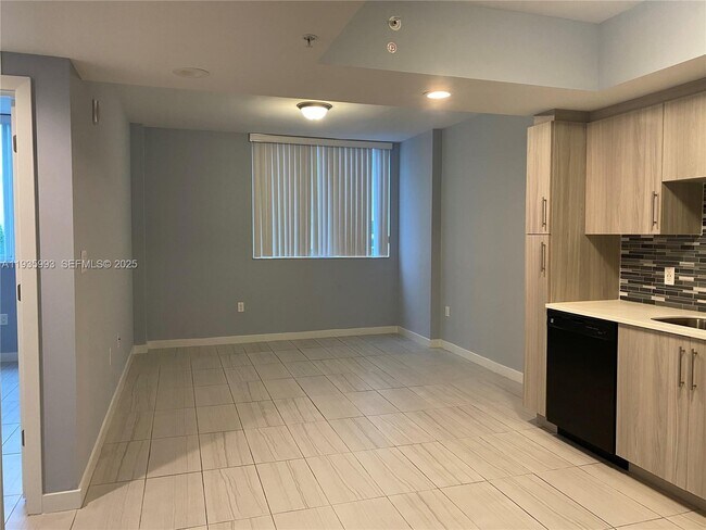 Building Photo - 19755 SW 110th Ct