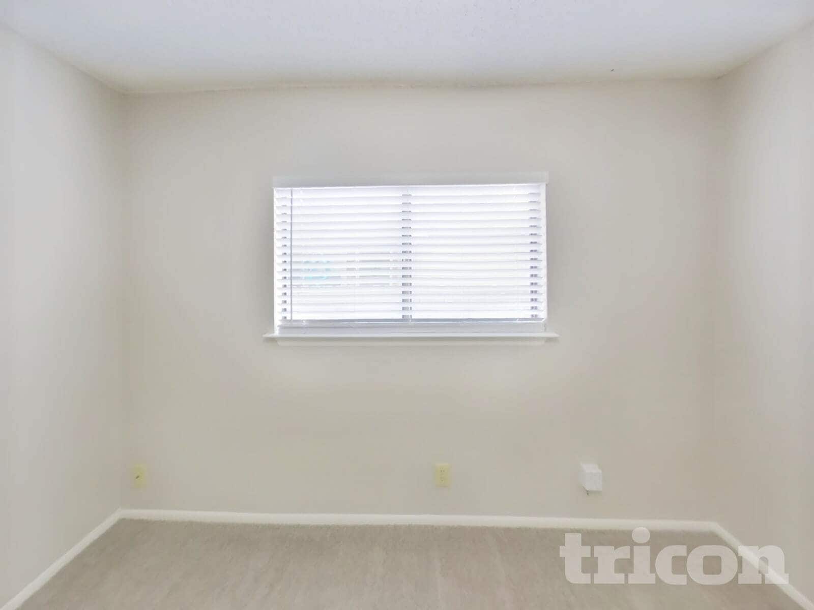 Building Photo - 8238 Bent Meadow Dr