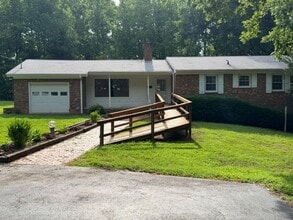 Building Photo - Landmark Living on The Avenue – 2 Private Acres on the Outskirts of Apex!