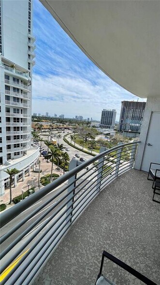 Building Photo - 1830 Radius Dr