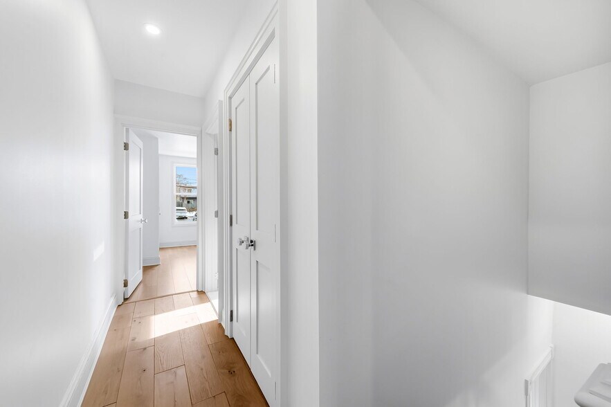 Building Photo - 3539 Roland Ave