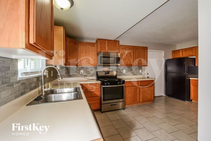 Building Photo - 212 Allen Dr
