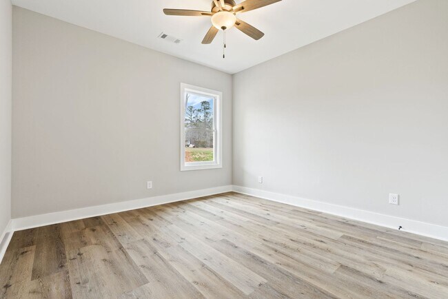 Building Photo - 1785 Hanson St