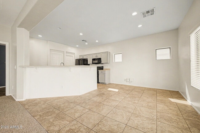 Building Photo - 41342 W Capistrano Dr