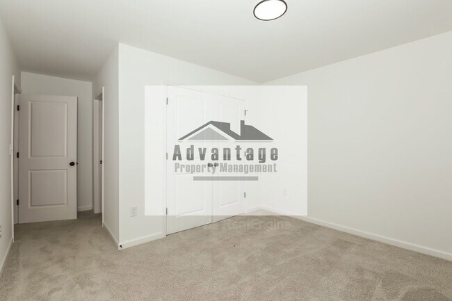Building Photo - 141 Himalaya Way