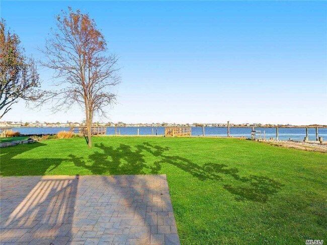 Building Photo - 3395 Bay Front Pl