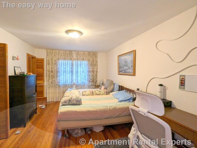 Building Photo - 71 Pennsylvania Ave