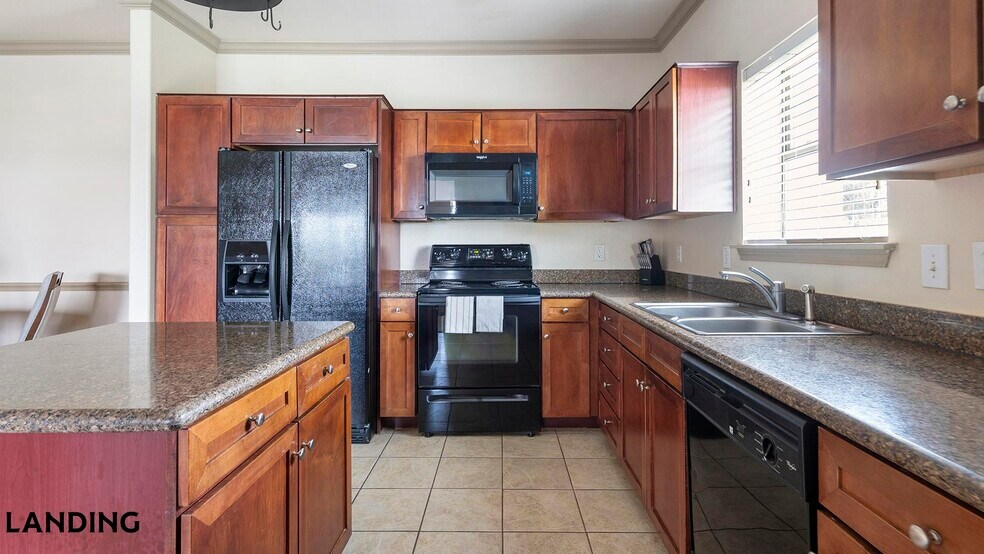 Building Photo - 6500 Champion Grandview Way