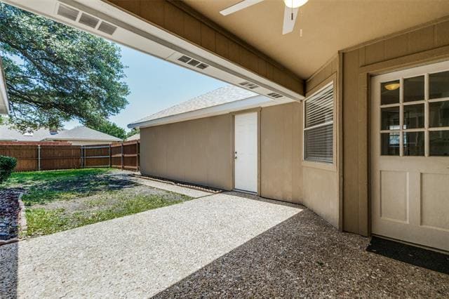 Building Photo - 1500 Stonecrest Dr