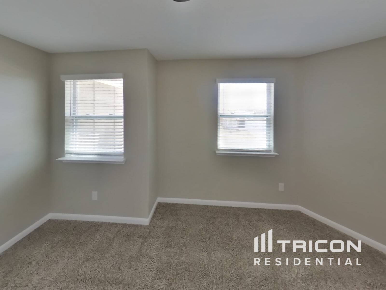 Building Photo - 1441 Palamedes Dr