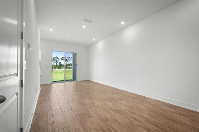 Building Photo - Brand New Construction Townhouse minutes from Durbin Pavilion