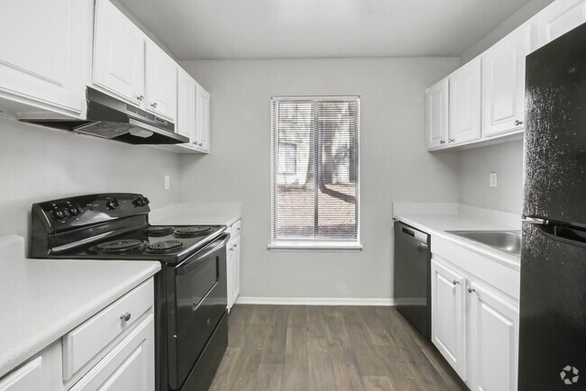 Building Photo - Riverwood
