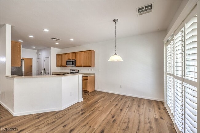 Building Photo - 2535 Jada Dr