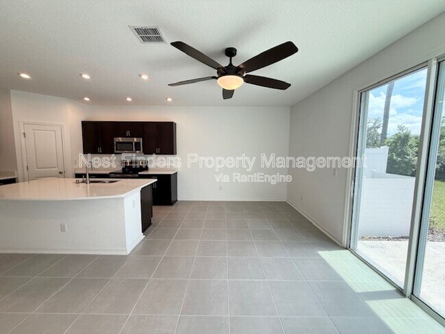 Building Photo - 358 Annies Pl