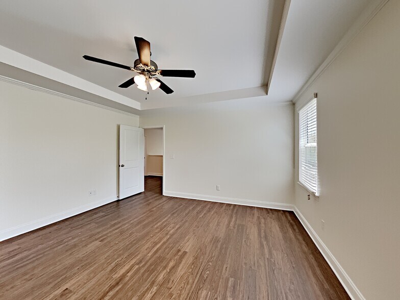 Building Photo - 2737 Bison Ct