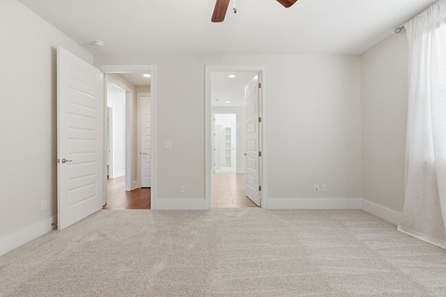 Building Photo - 1926A Castleman Dr