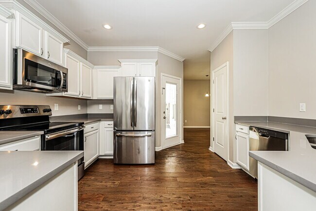 Building Photo - 1705 Porchrest Way