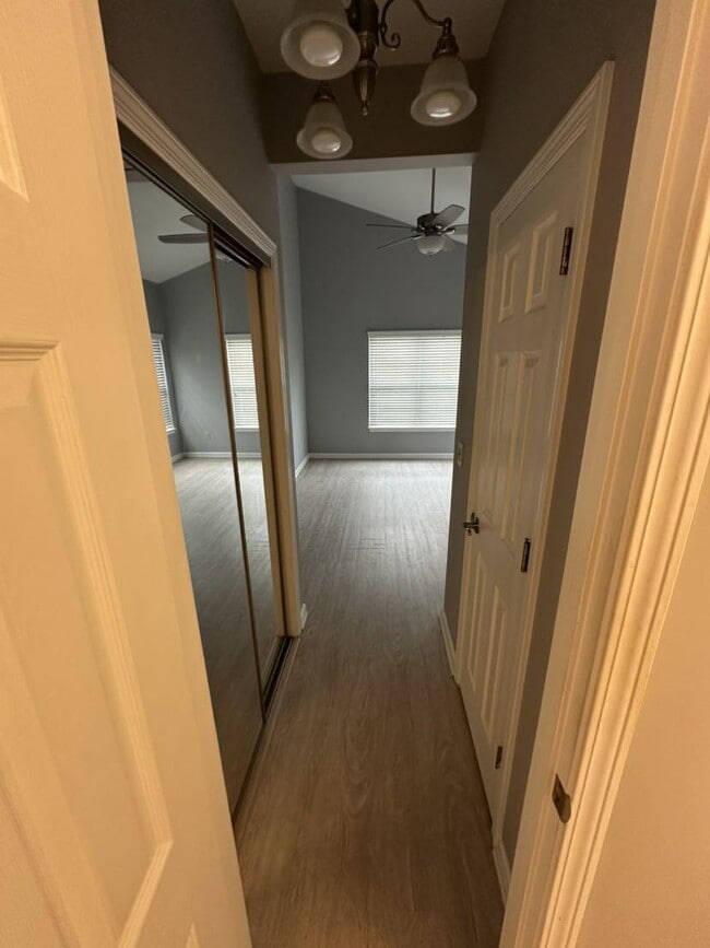 Building Photo - 207 Hibiscus Way