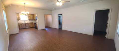 Building Photo - 1110 Avendale Dr