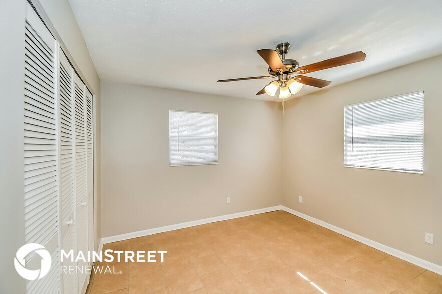 Building Photo - 1113 Grove Park Dr S