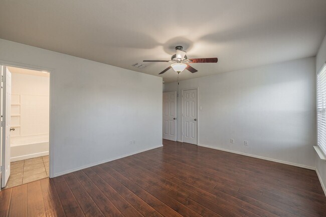 Building Photo - Updated and super clean single story 3 bed...