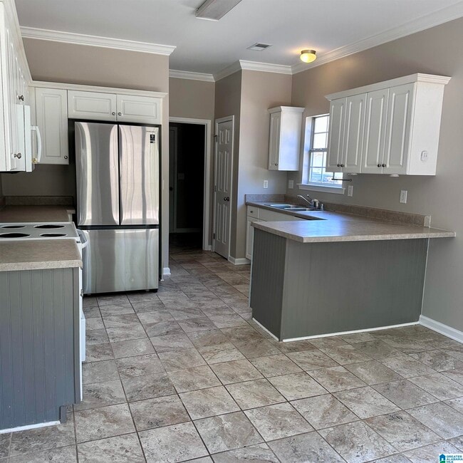 Building Photo - 384 Savannah Cir