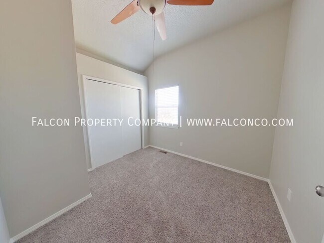Building Photo - 6157 Desoto Dr