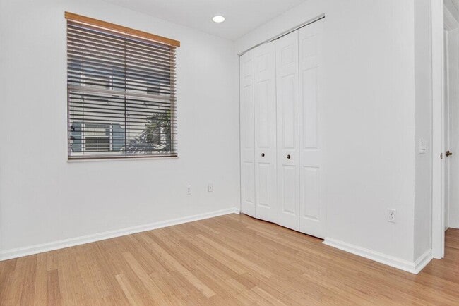 Building Photo - 1383 Piazza Pitti