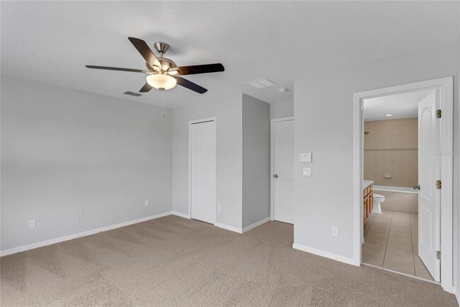 Building Photo - 2040 Portcastle Cir