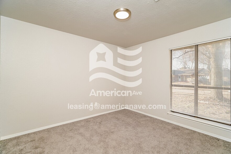 Building Photo - 8009 E Lansing St