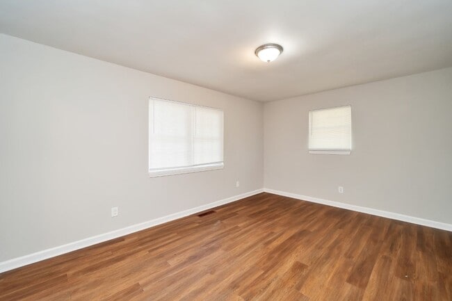 Building Photo - Hidden Gem in McCalla – Private 2BR Retreat on a Large Secluded Lot!