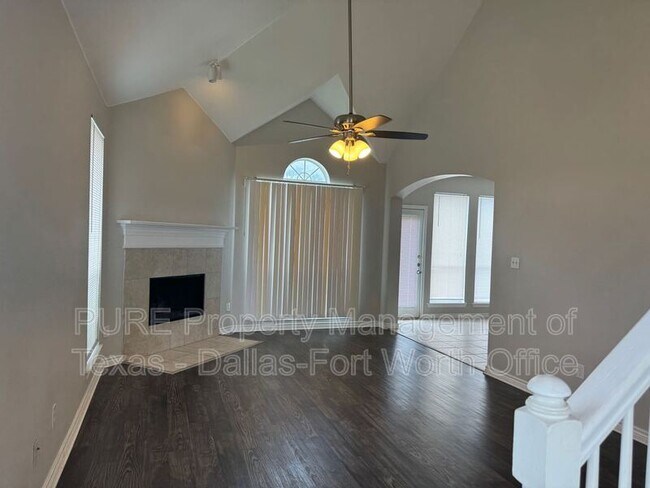 Building Photo - 4000 Cottage Park Ct
