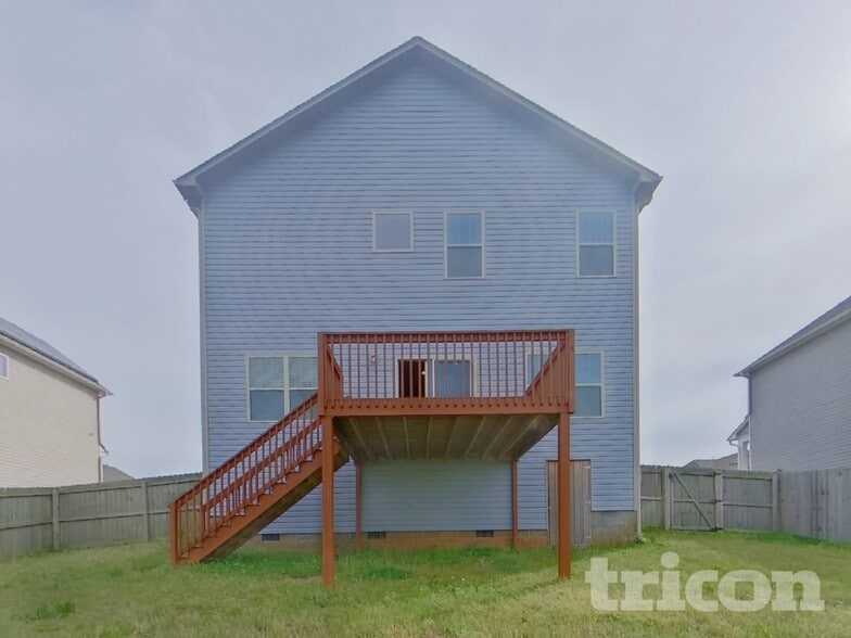 Building Photo - 618 Grantleigh Dr