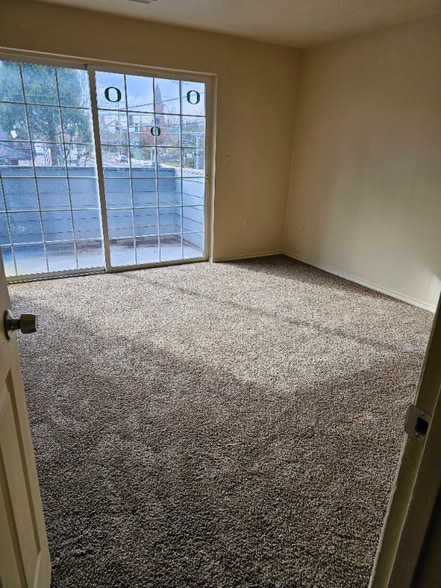 Building Photo - 16902 SE Division St