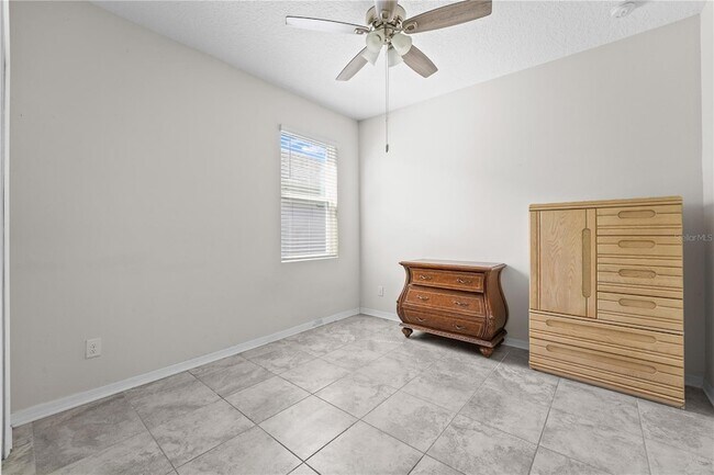 Building Photo - 3443 Sagebrush St