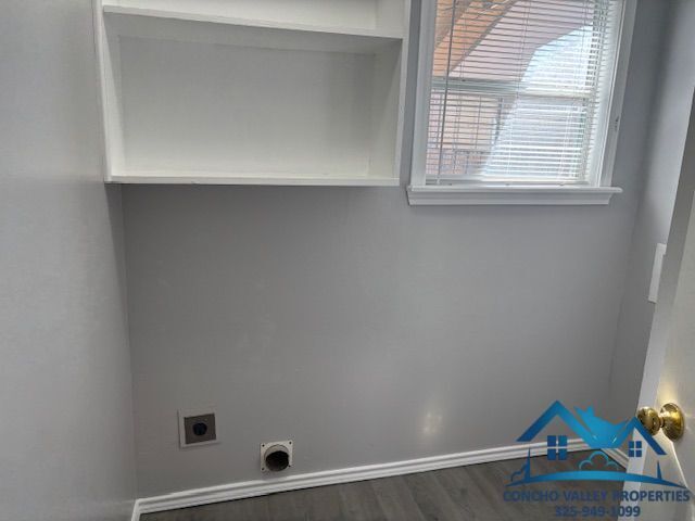 Building Photo - 1620 Austin St