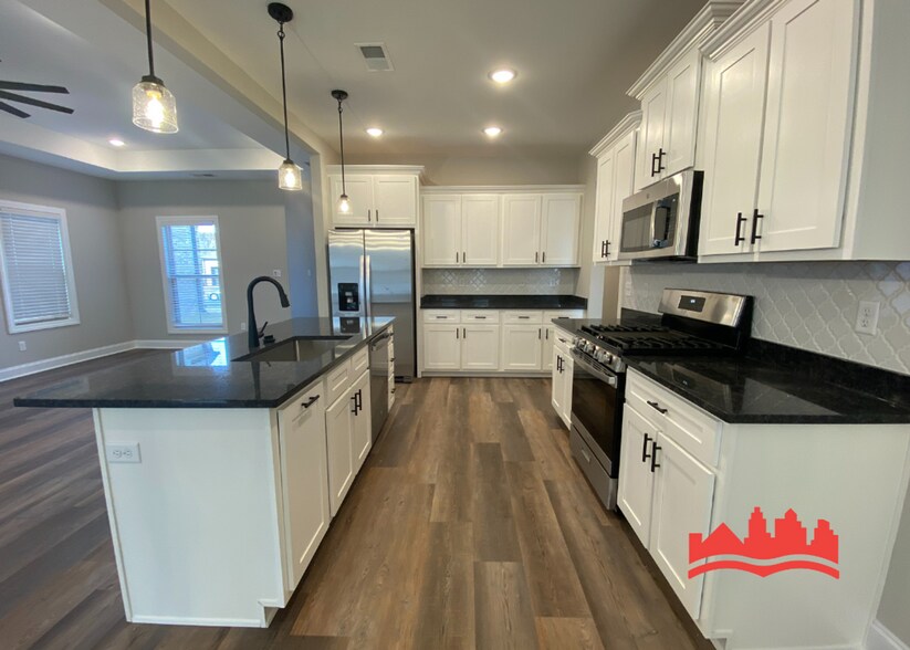 Building Photo - 9701 Jackson Run Ln