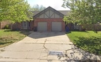 Building Photo - 1832 S Laurel St