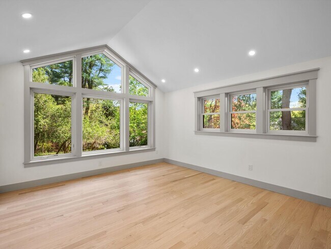 Building Photo - Modern Farmhouse 3 Bedroom 3.5 Bathroom