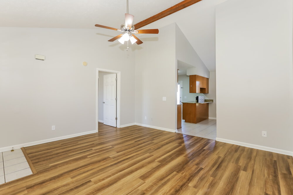 Building Photo - 420 Wildwood Dr