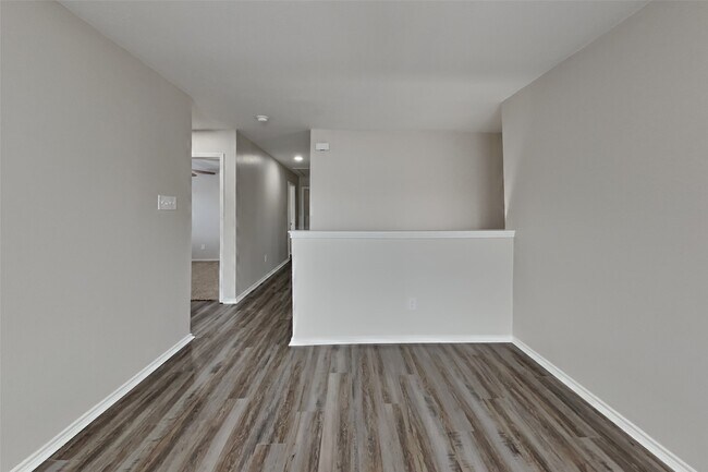 Building Photo - 1806 Usher Ct