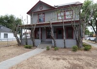 Building Photo - RIV3907