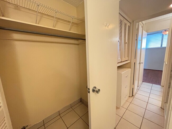 Building Photo - 1676 Ala Moana Blvd