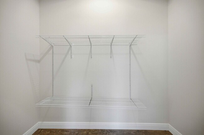 Building Photo - Country Living with Modern Convenience!