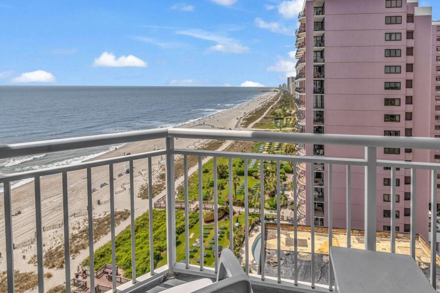 Building Photo - 2504 N Ocean Blvd