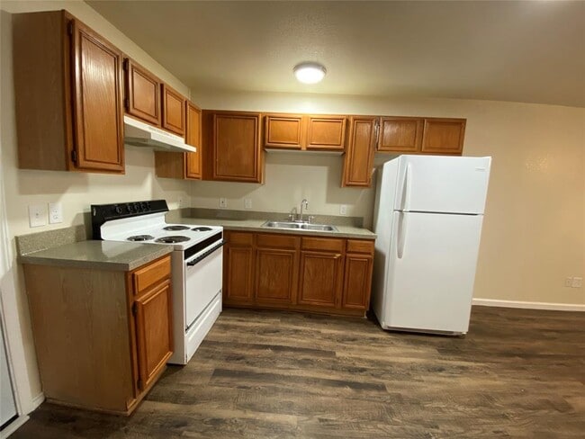 Building Photo - 1719 Short St