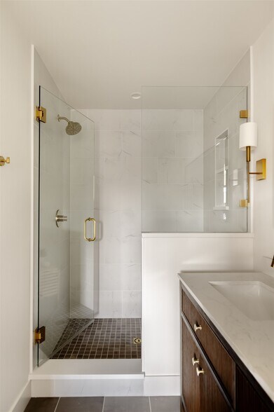 Building Photo - 1751 N Williams St